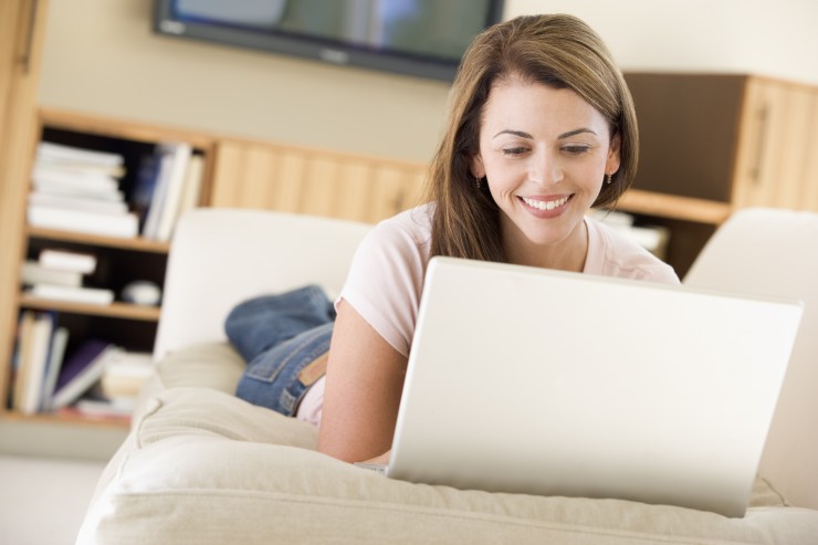 Gå kursen hemma i soffan i påsk – allt du behöver är en dator med internet.